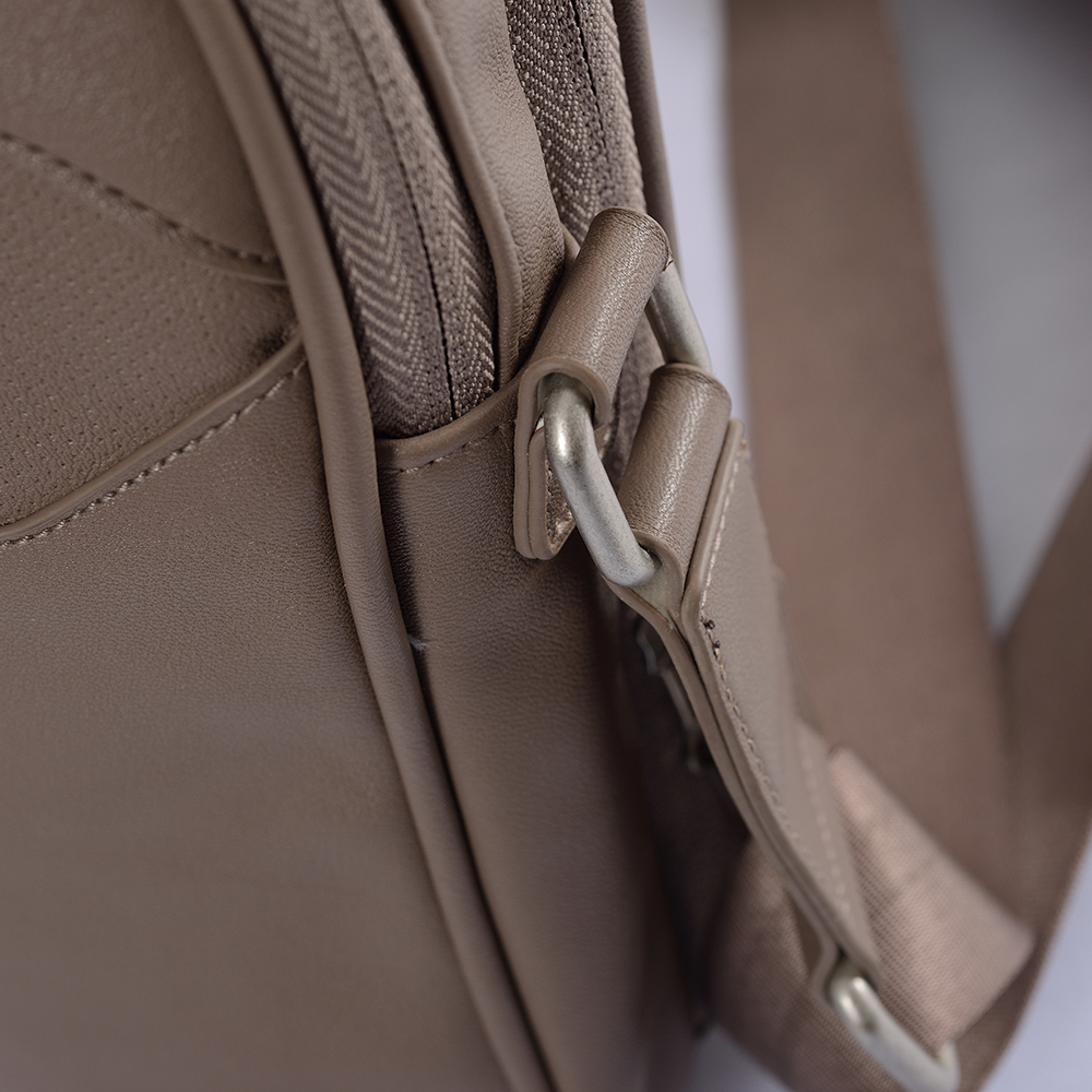 tovární zakázková unisex taška na jedno rameno cross body z PU kůže